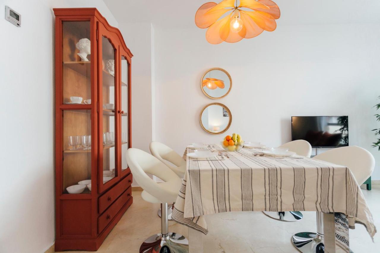 Apartmán Reformed And Bright- 2Bdr 1Bth- Nervion Sevilla Exteriér fotografie